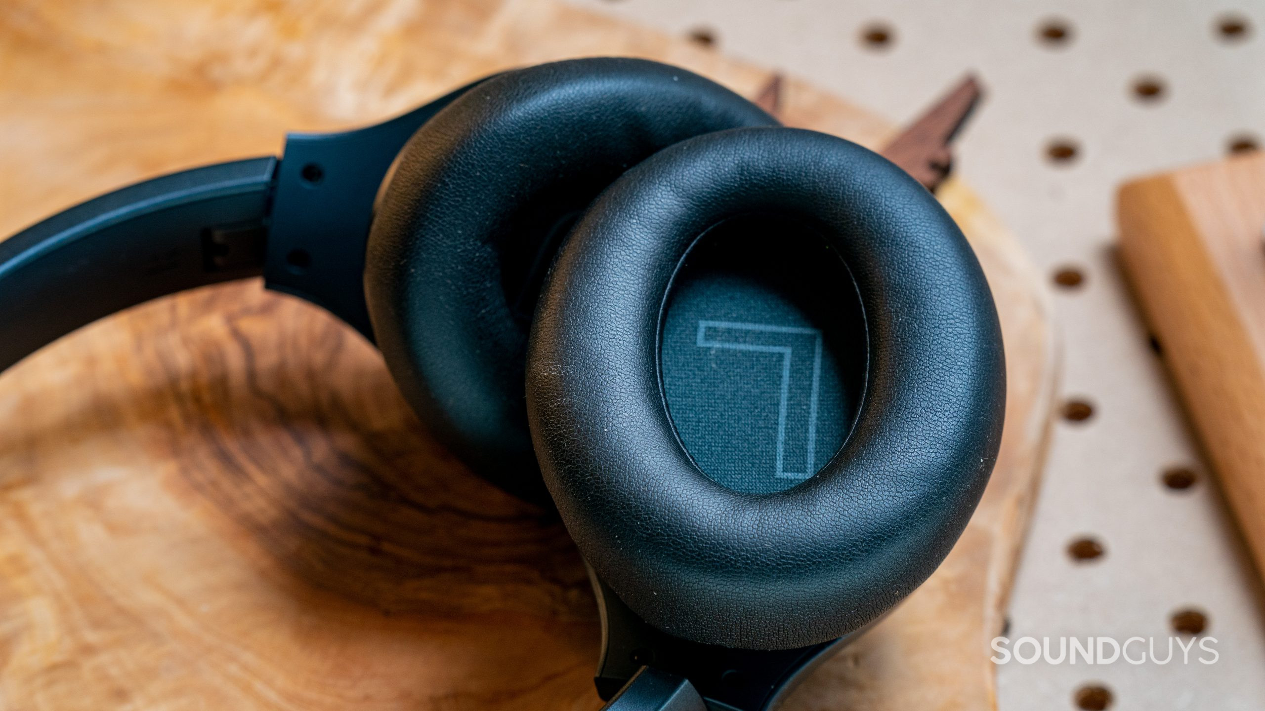 The Anker Soundcore Life Q20 wireless noise canceling headphones ear pads with the left and right headphone labelled.